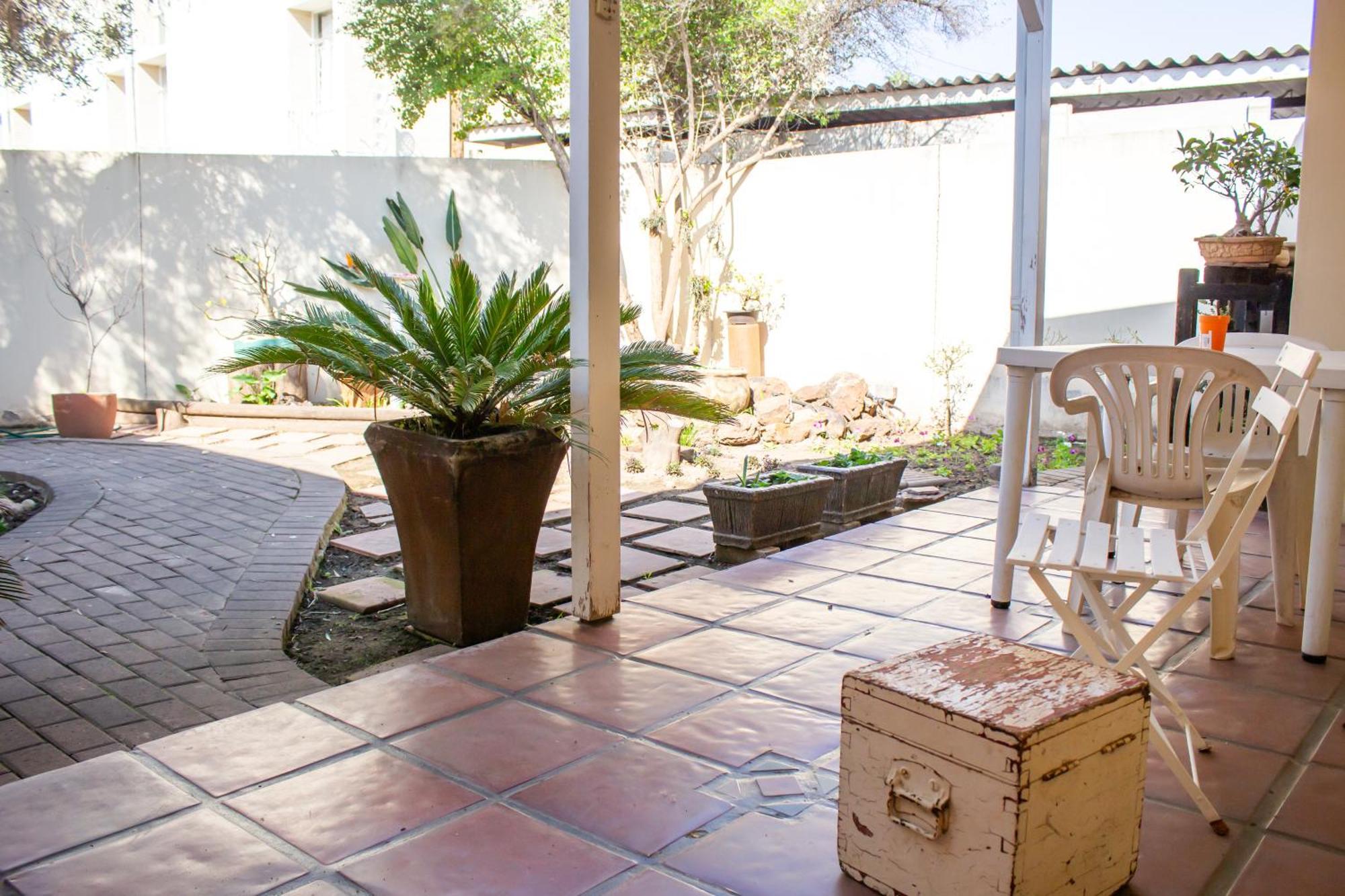 De Oude Yotclub Bed & Breakfast Oudtshoorn Eksteriør bilde