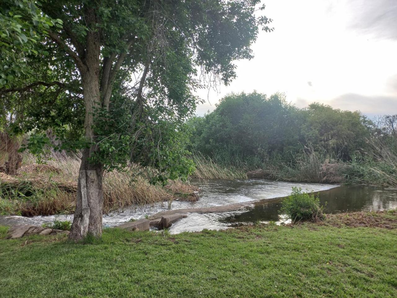 De Oude Yotclub Bed & Breakfast Oudtshoorn Eksteriør bilde